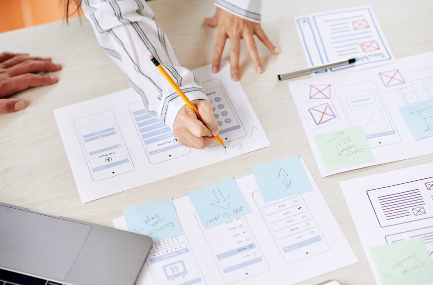 Wireframe und finaler Entwurf einer responsiven Benutzeroberfläche