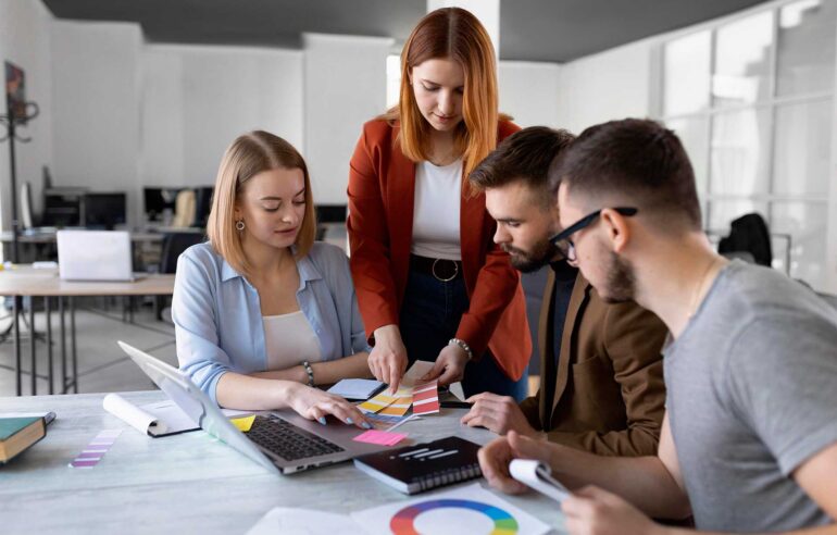 Bestimmung der Farbpalette – Creative Team